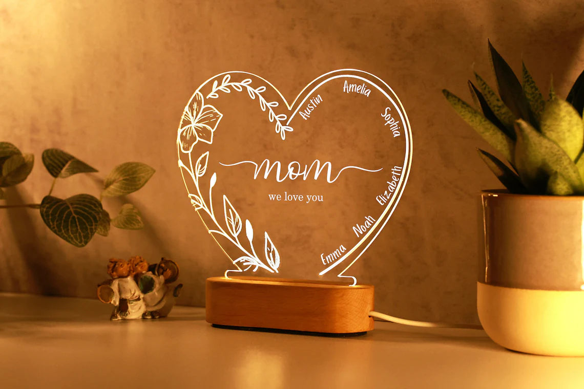 Personalisiertes Nachtlicht mit Namen oder Datum: Geschenk für Mama - Individuelles LED-Nachtlicht aus Glas zum Muttertag - Geschenk für Mama - Mamas Andenken